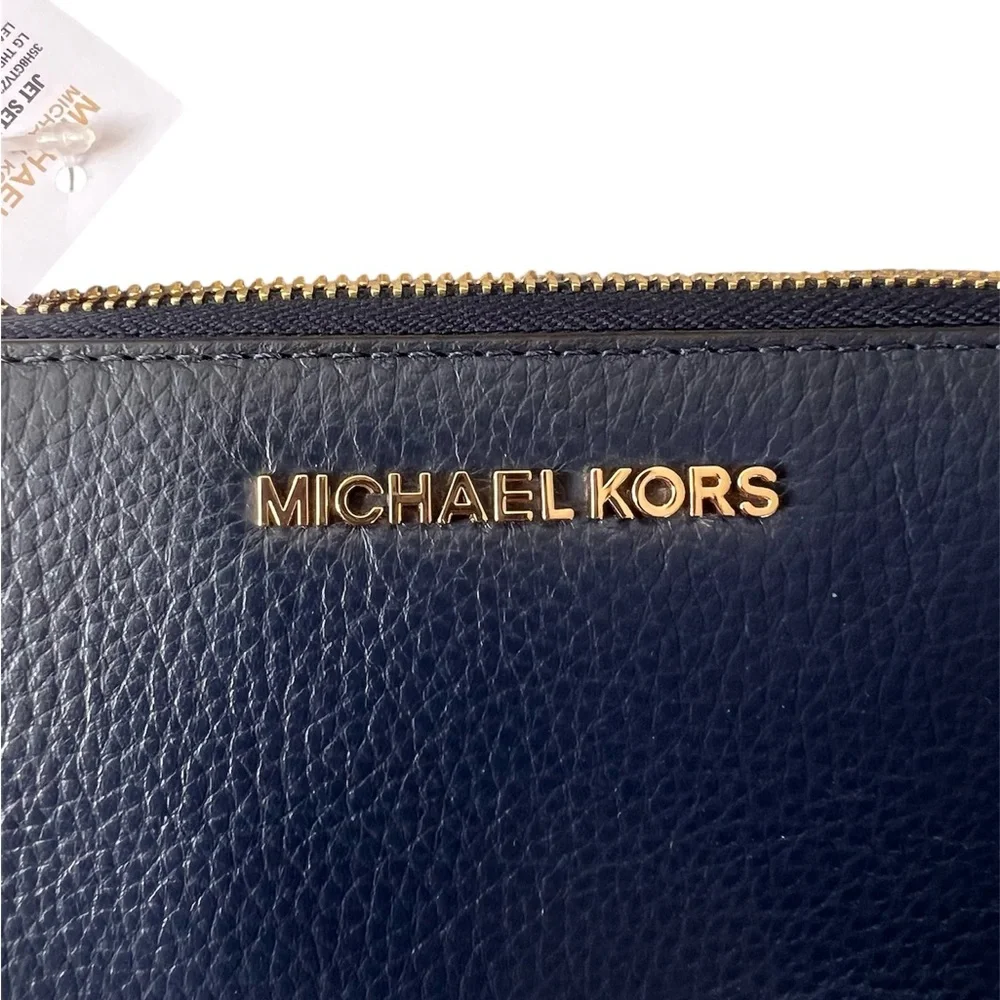 Michael Kors Navy Jet Set Travel 3/4 Zip Wallet NWT